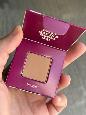 Benefit Cosmetics Hoola Matte Powder Bronzer – Mini Size (Original Medium)